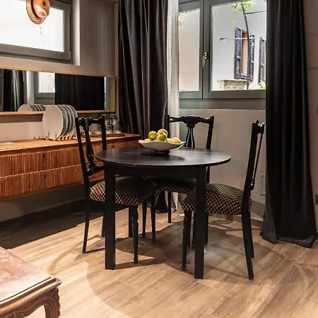 Wisteria Court - 2 - بيت للعطل *