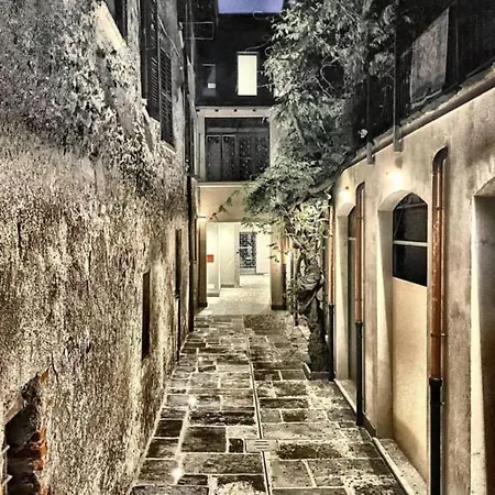 Holiday home Wisteria Court - 2 - Menaggio