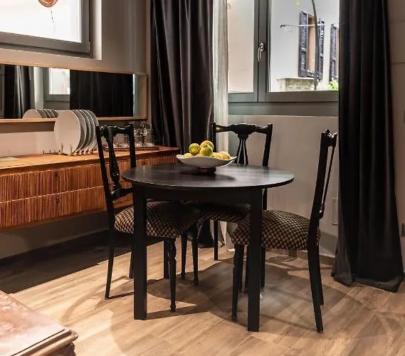 Wisteria Court - 2 - 펜션 *